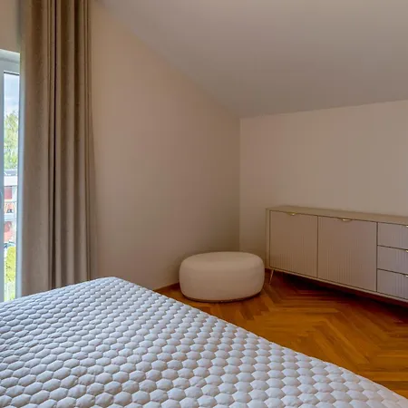 アパート Heven Karusselli